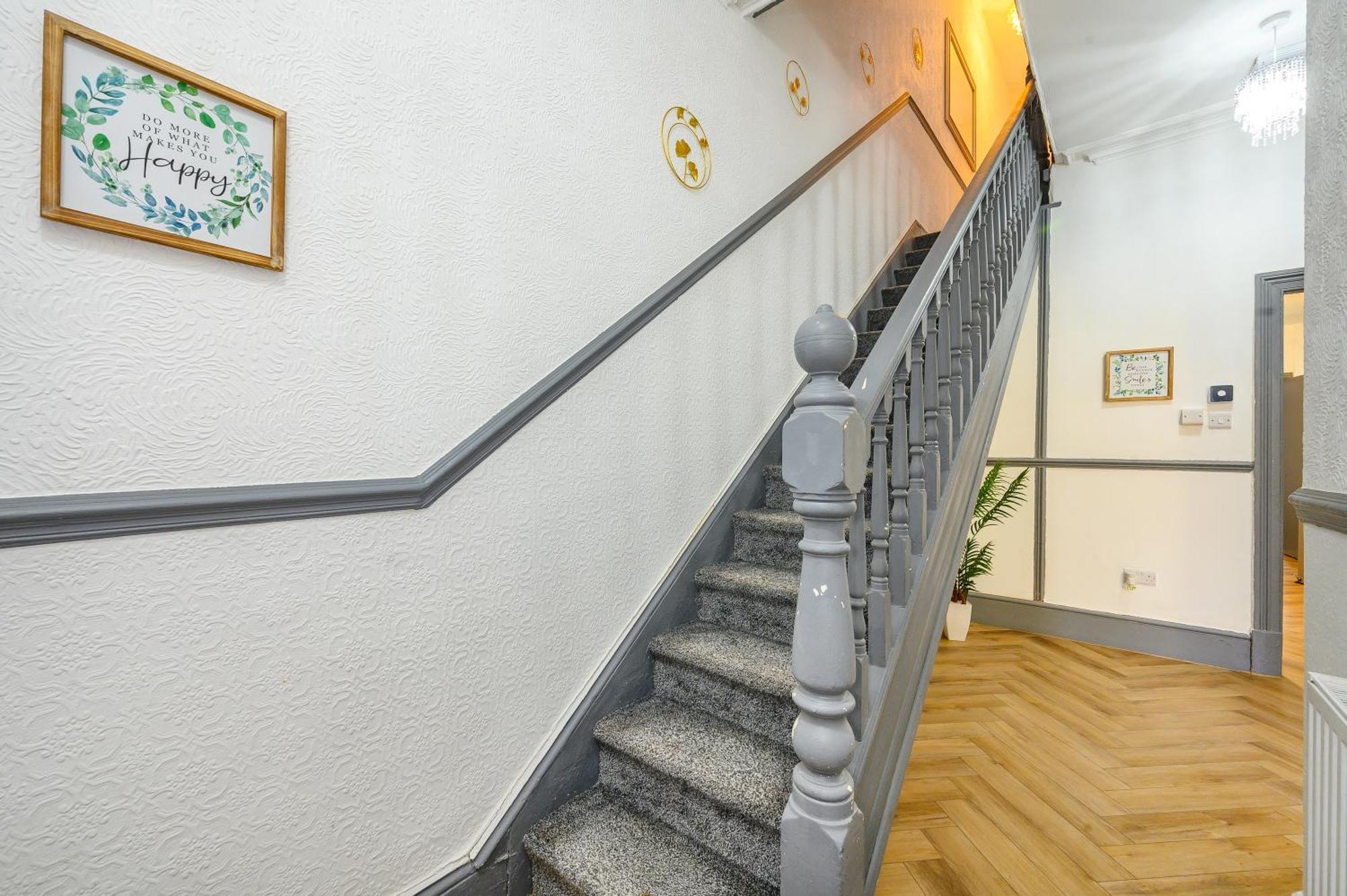 -Rf7H- For Your Relaxed & Cosy Free Parking Leeds  Eksteriør bilde