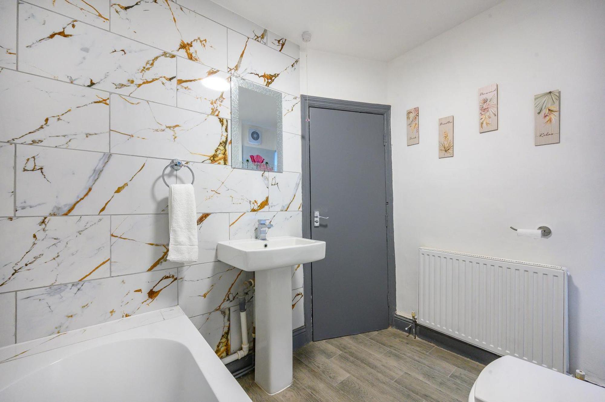 -Rf7H- For Your Relaxed & Cosy Free Parking Leeds  Eksteriør bilde