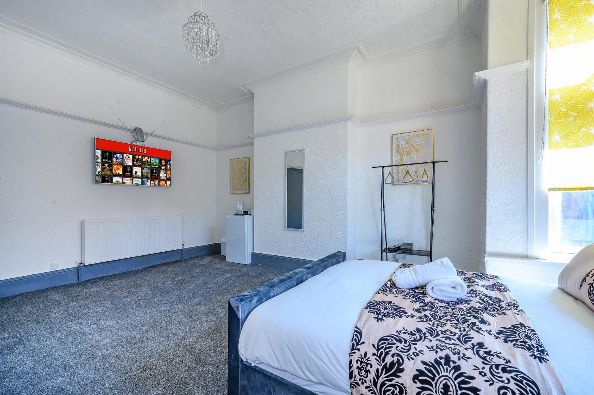 -Rf7H- For Your Relaxed & Cosy Free Parking Leeds  Eksteriør bilde