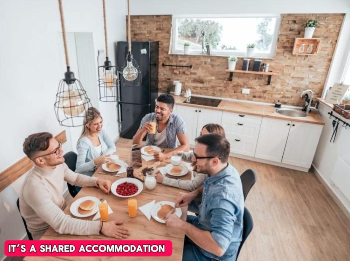-Rf7H- For Your Relaxed & Cosy Free Parking Leeds  Eksteriør bilde